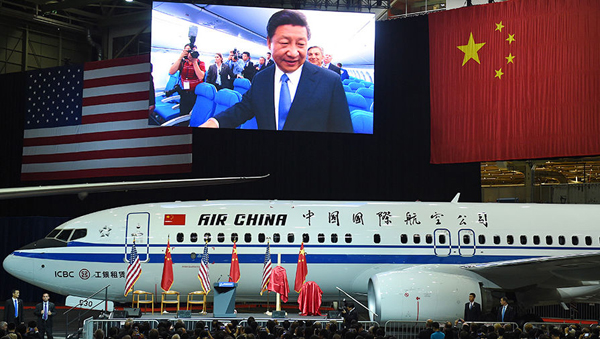 Председатель КНР Си Цзиньпин в ходе визита в США побывал на заводе авиастроительной корпорации Boeing