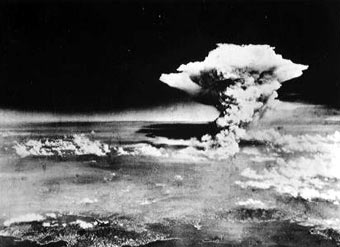 Атомный взрыв в Хиросиме. 