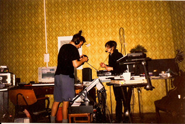 Олег Костров и Люда Ракета, январь 1998