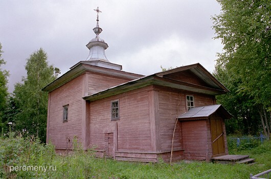 Покровская церковь стоит примерно на том месте, где Дионисий поселился на Глушице