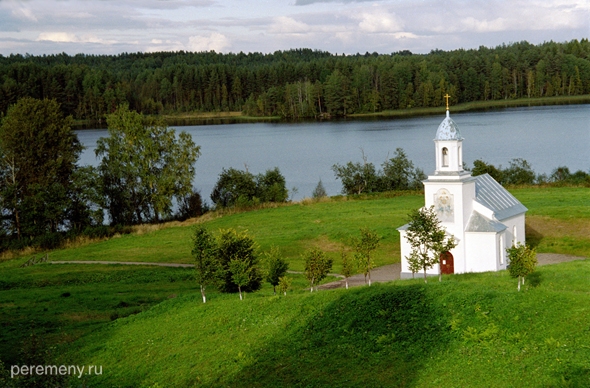 Ленинградская область, Тервиничи, Покровский монастырь. Фото Олега Давыдова