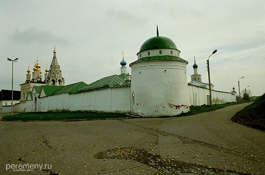А это уже новая Рязань. Кремль, Спасский монастырь.