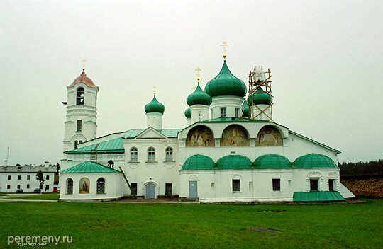 Преображенский монастырский собор. В нем мощи Александра Свирского