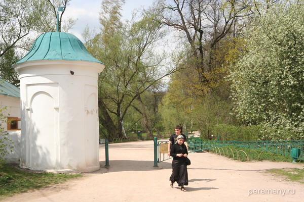 Ясная Поляна, вход в имение Толстого. Фото Олега Давыдова