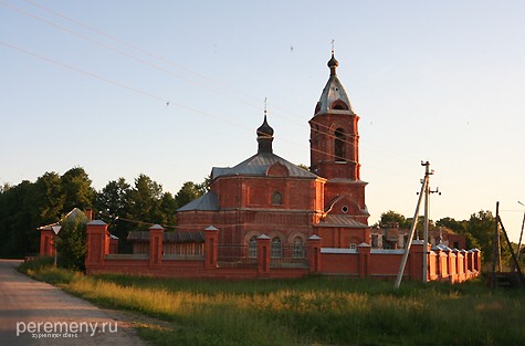 Крестовоздвиженская церковь в Дунилово