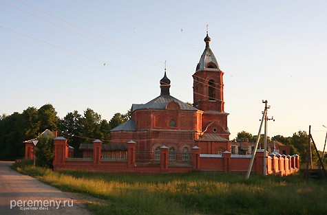 Крестовоздвиженская церковь в Дунилово