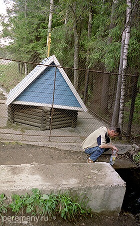 Родник у дороги в месте встречи Цареградской Богородицы