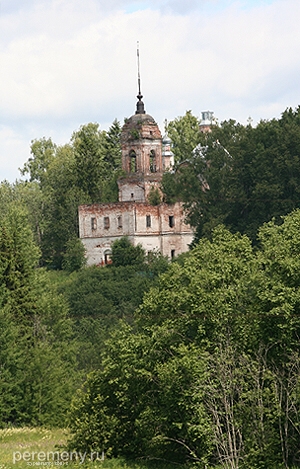 Церковь. оставшаяся от монастыря Сергия Нуромского