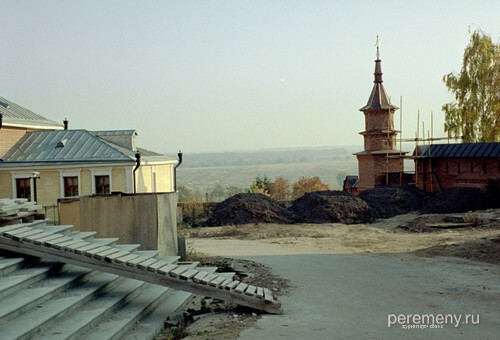 Вид из монастыря на пойму Оки