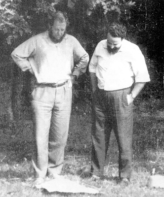 Александр Солженицын и отец Александр Мень. 1968 год