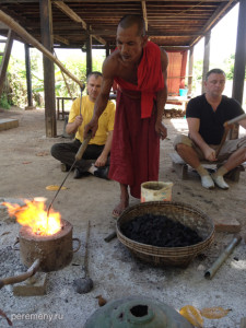 алхимический огонь в бирманском монастыре