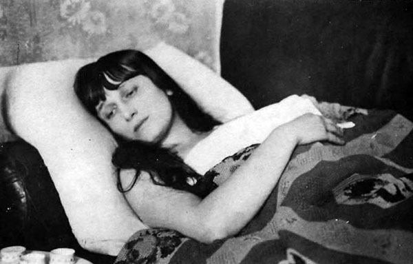 AKHMATOVA