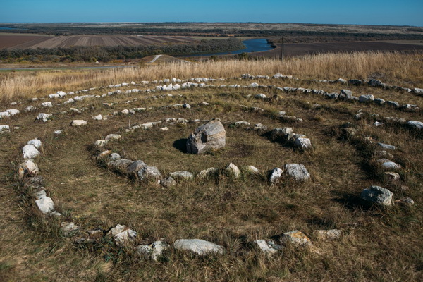 У села Костёнки