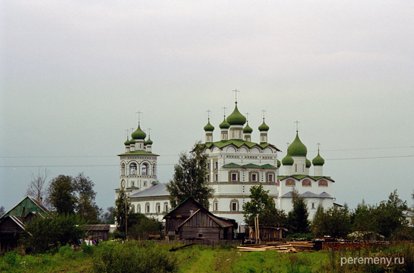 Вяжищский монастырь под Новгородом. Фото Олега Давыдова