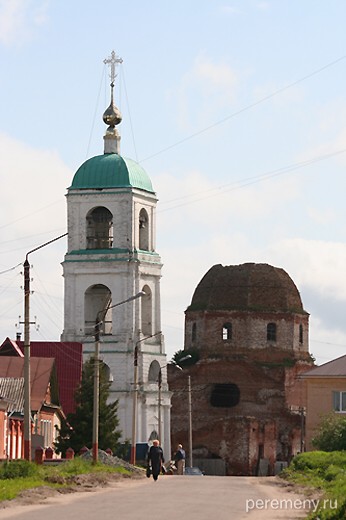 Церковь в селе Карачарово. Фото Олега Давыдова