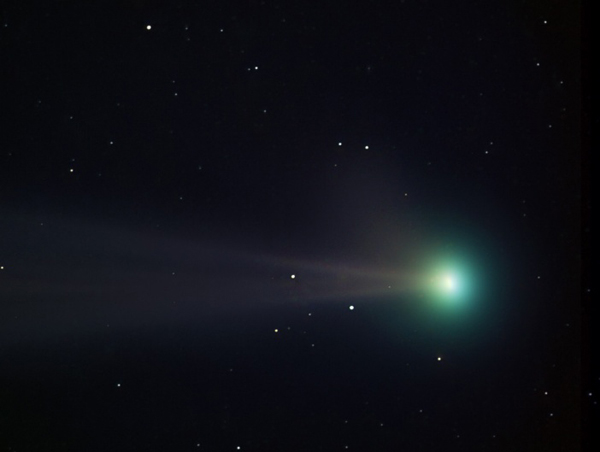 Colors of Comet Pojmanski. Credit & Copyright: Adam Block (Caelum Observatory), R. Jay GaBany (Cosmotography.com) 