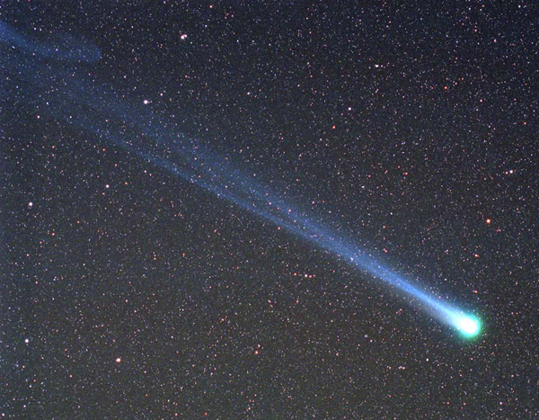 Comet Hyakutake Passes the Earth. Credit & Copyright: Doug Zubenel (TWAN) 