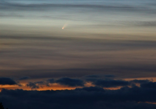 McNaught Now Brightest Comet in Decades. Credit & Copyright: Jens Hackmann