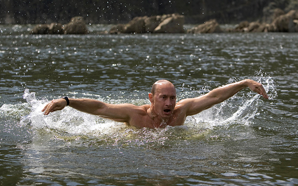 Путин в водной стихии