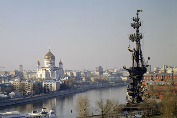 Памятник Петру работы Зураба Церетели