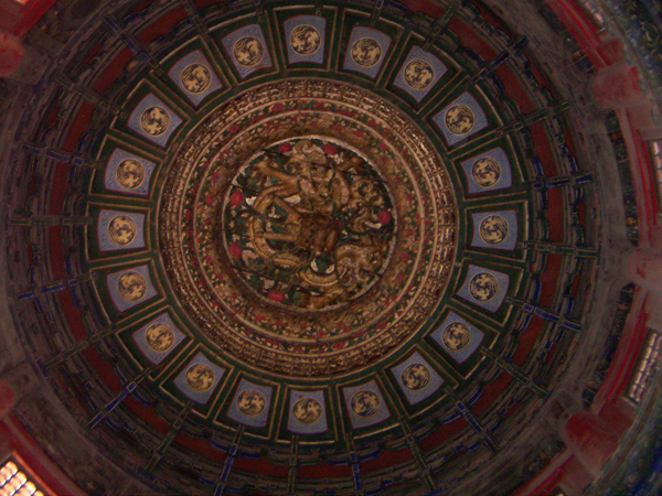 Фигурка Тай-луна, Верховного Духа-Дракона. Храм Неба, Пекин. Из коллекции автора