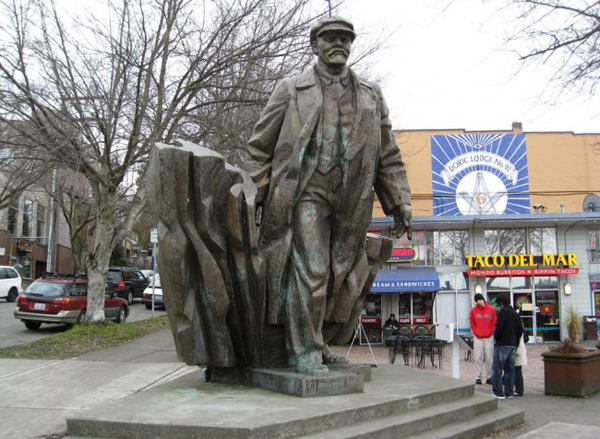 Памятник Ленину в Сиэтле, США